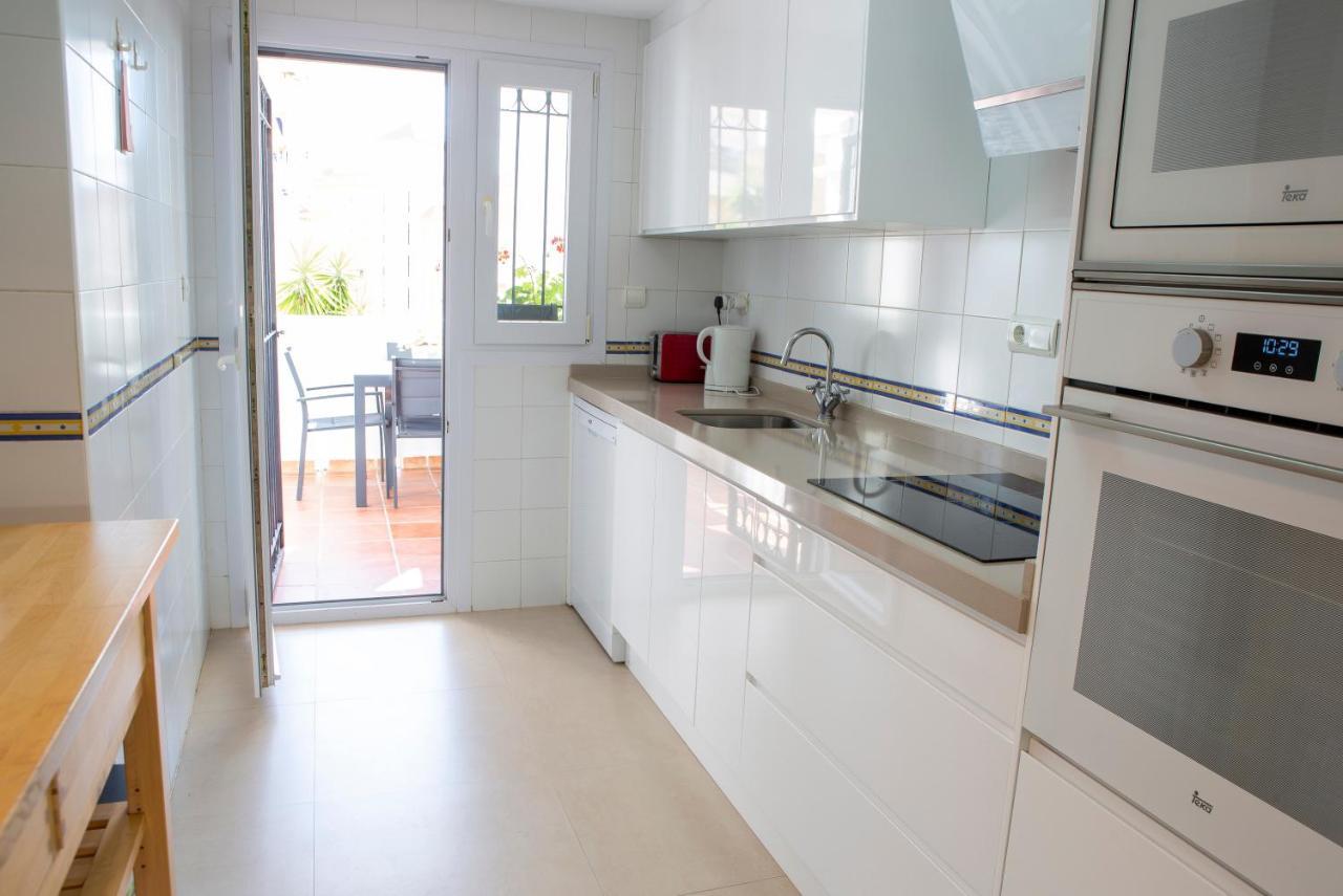 Puerto Deportivo Estepona Bagian luar foto