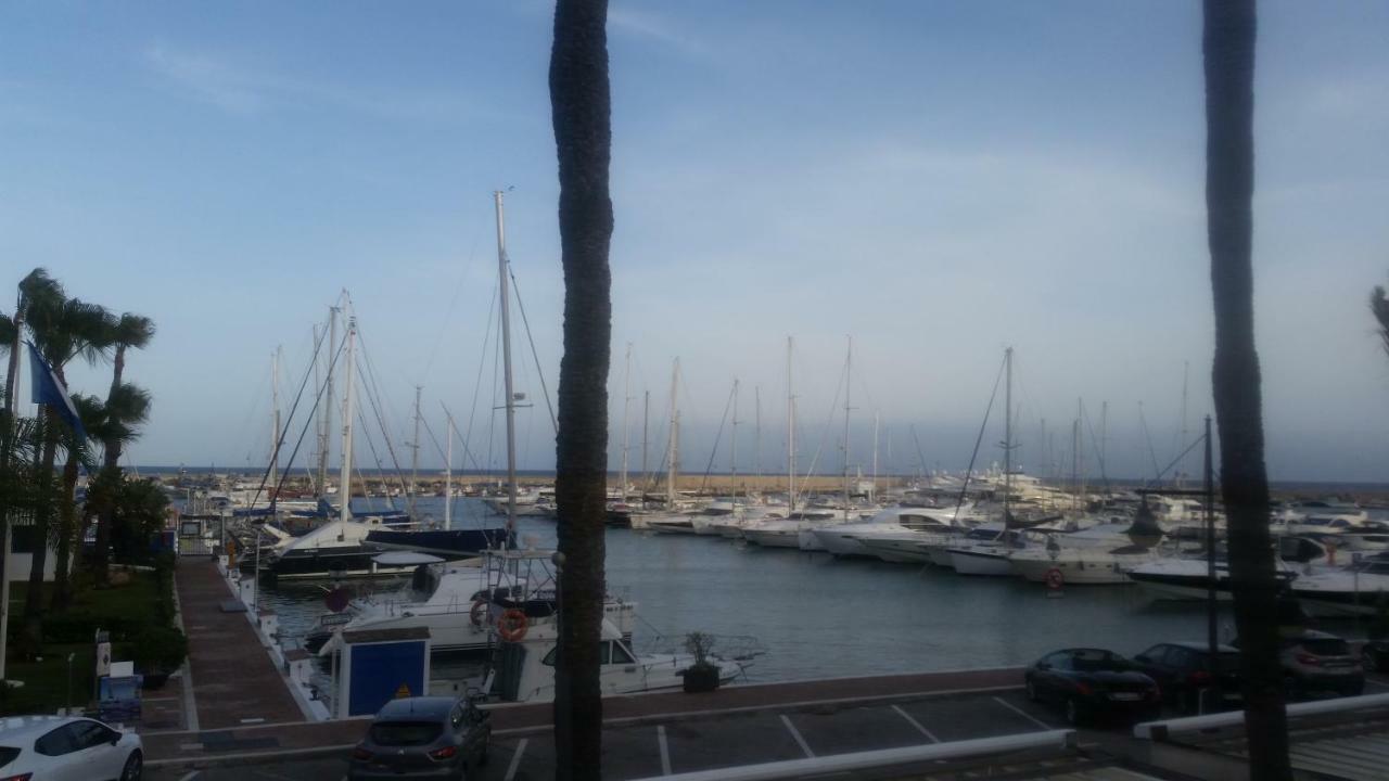 Puerto Deportivo Estepona Bagian luar foto